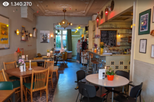 interieur Cafe de binnenkomer