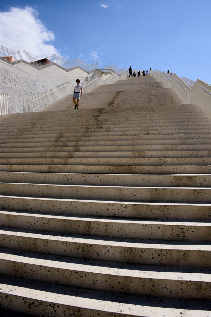Piramide van Tirana