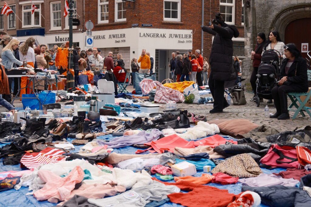 Koningsdag gefotografeerd met Nostagic Neg (Fujifilm-simulatie)